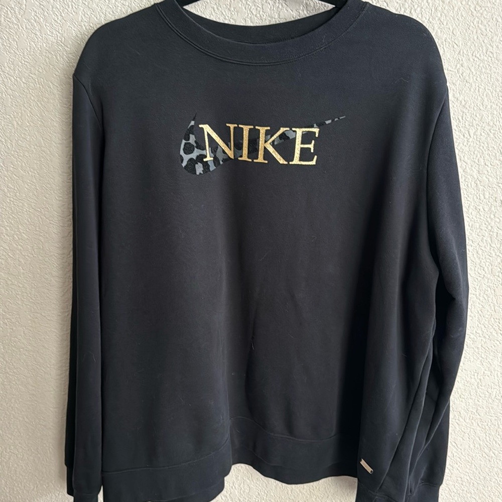 Women’s Nike black sweatshirt XXL